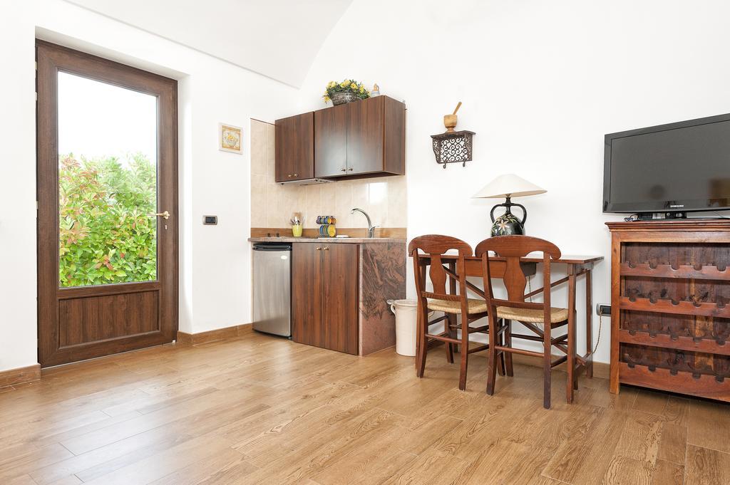 Masseria Chiancone Torricella Martina Franca Ngoại thất bức ảnh